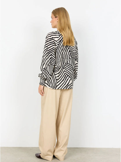 Blusa Soya Concept a fantasia nera da donna elegante e casual