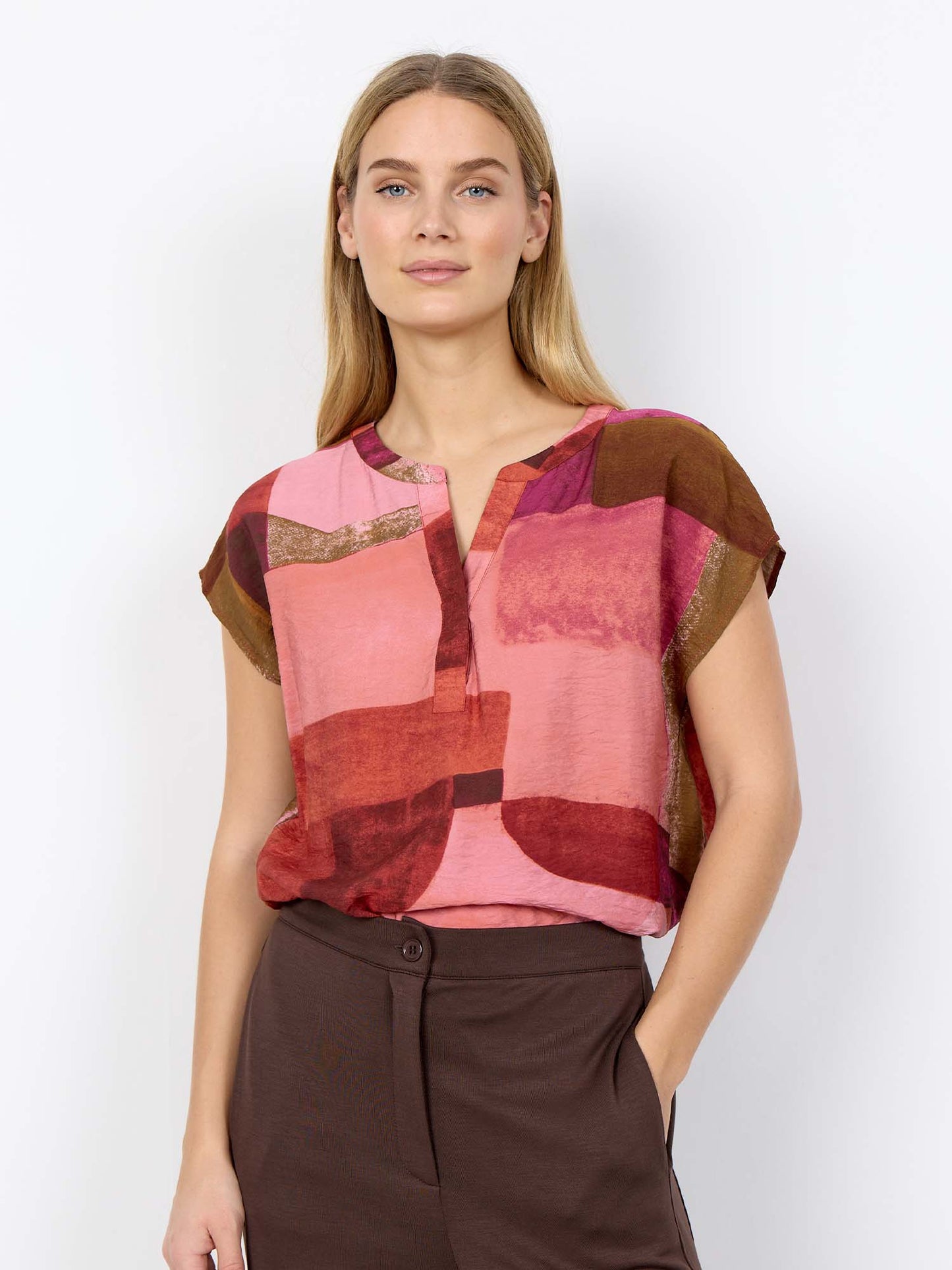 Blusa rosa a fantasia geometrica con collo a V da donna Soyaconcept