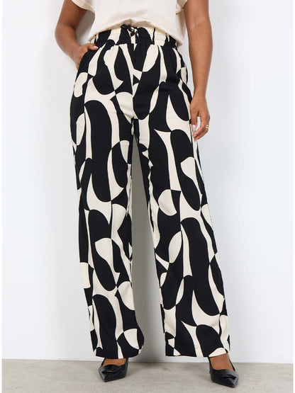 Pantalone elegante da donna Soyaconcept in viscosa crema