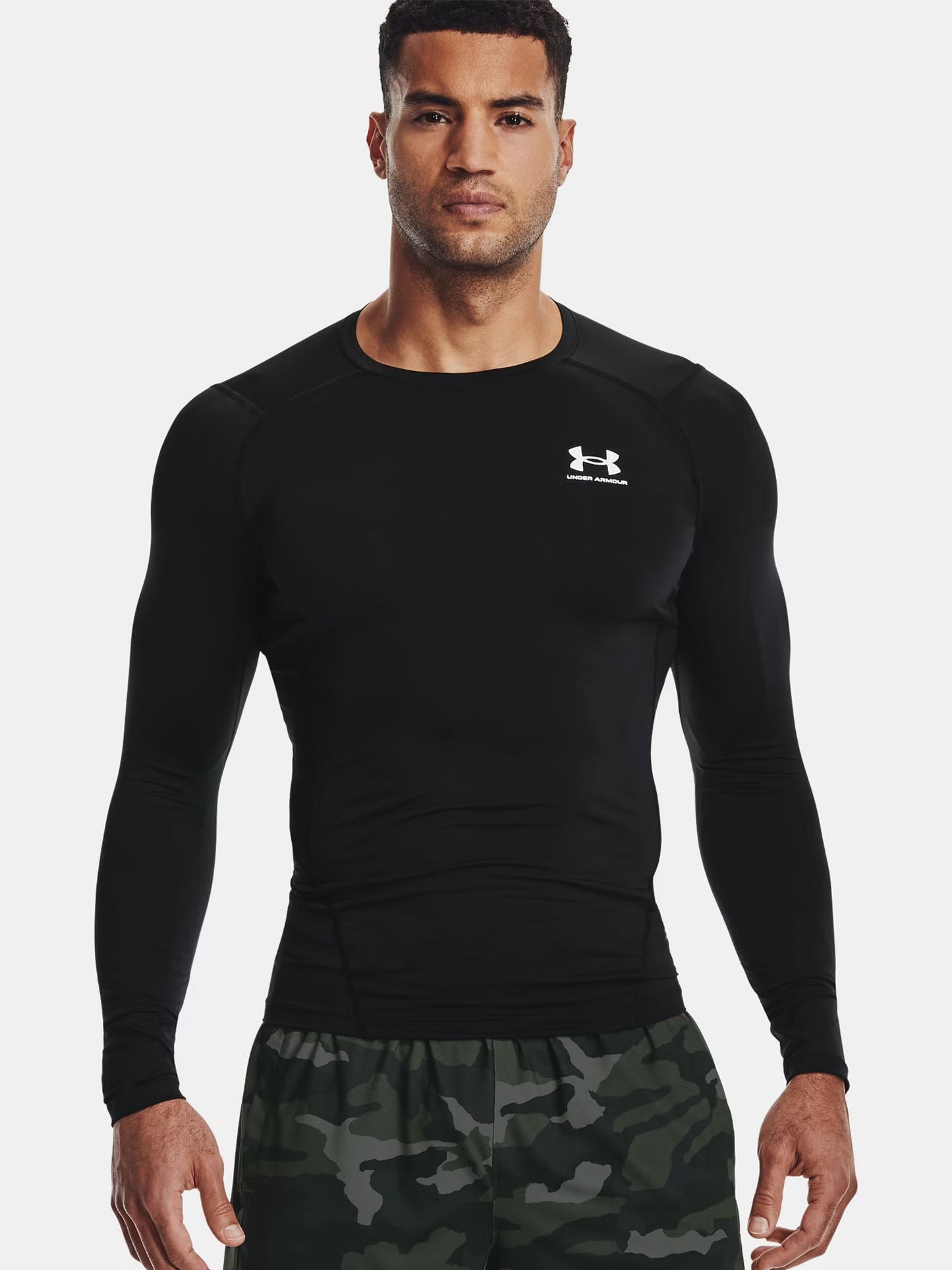 MAGLIA ADERENTE UNDER ARMOUR DA UOMO NERO