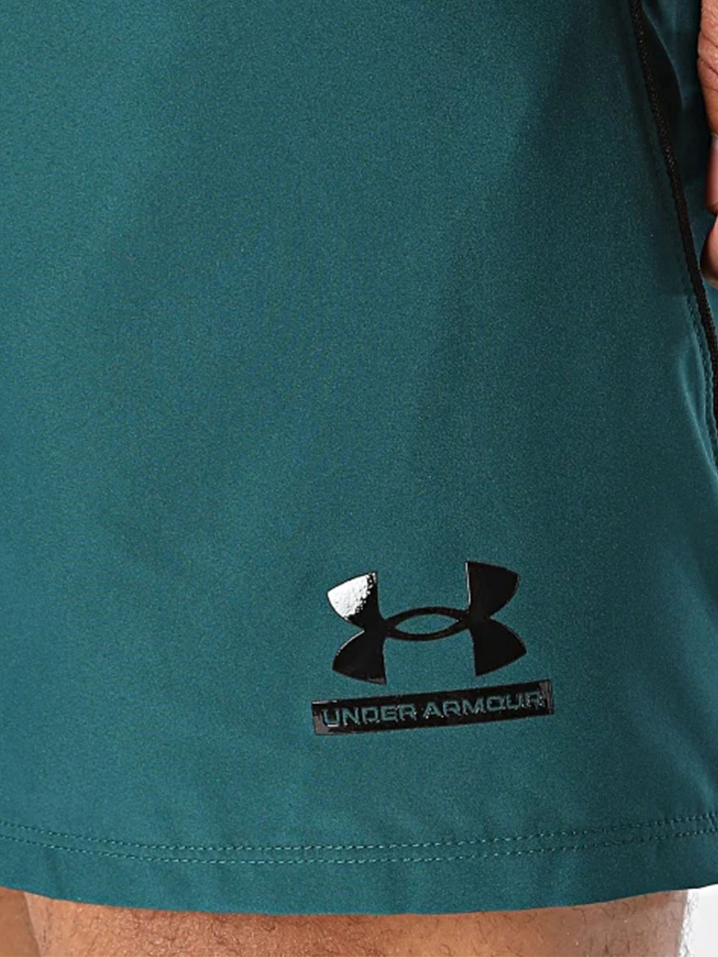Under Armour Tech, bermuda da uomo verdi