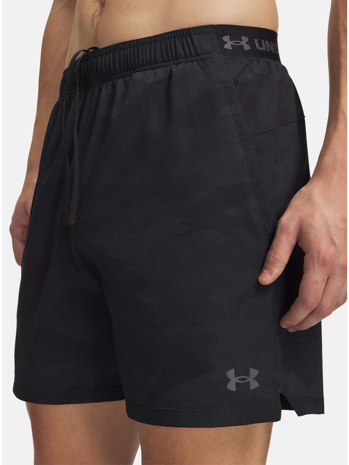 Under Armour Vanish, shorts da uomo nero