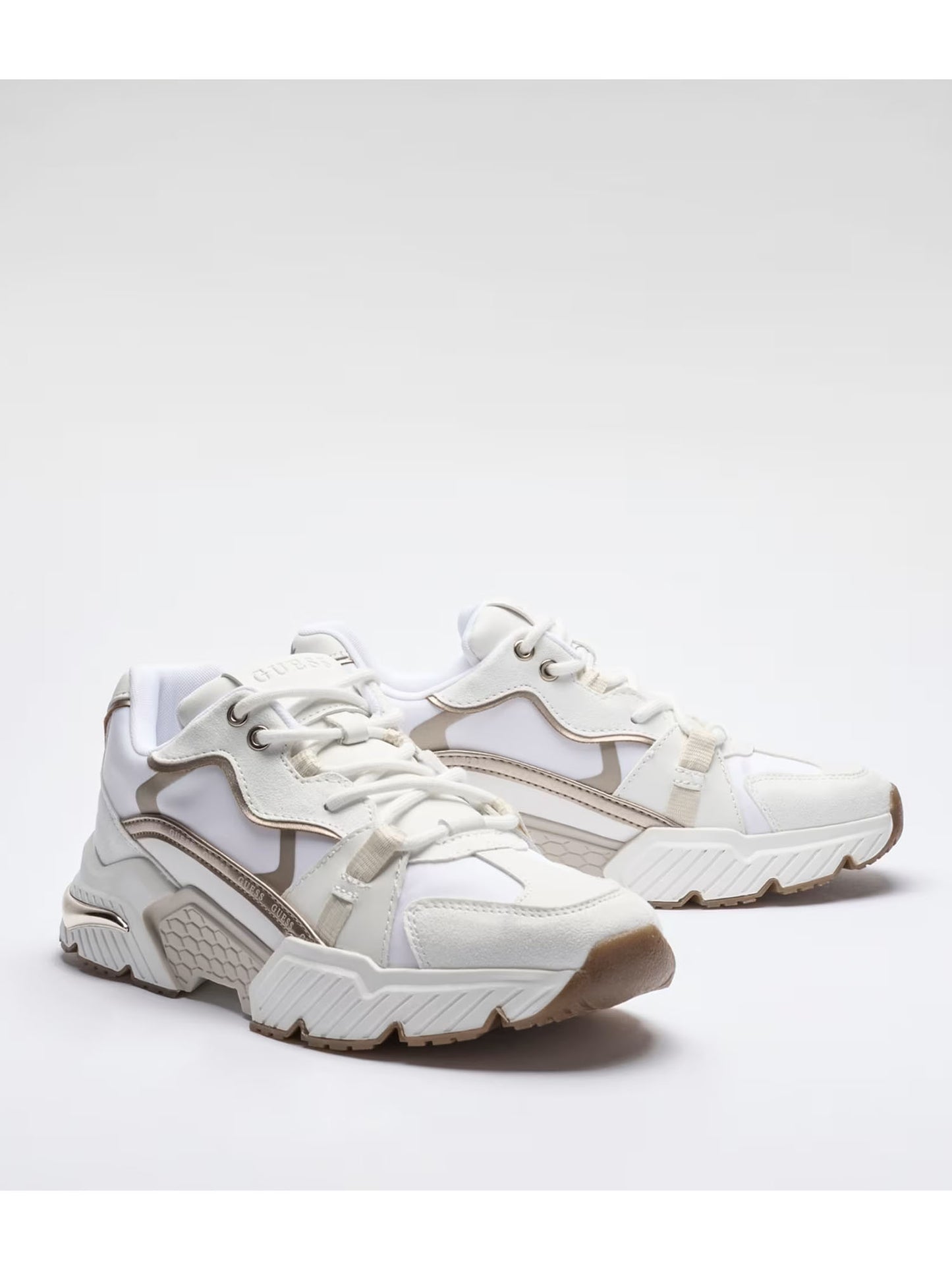 Sneakers Guess Carlli 6 da donna dorate eleganti e casual