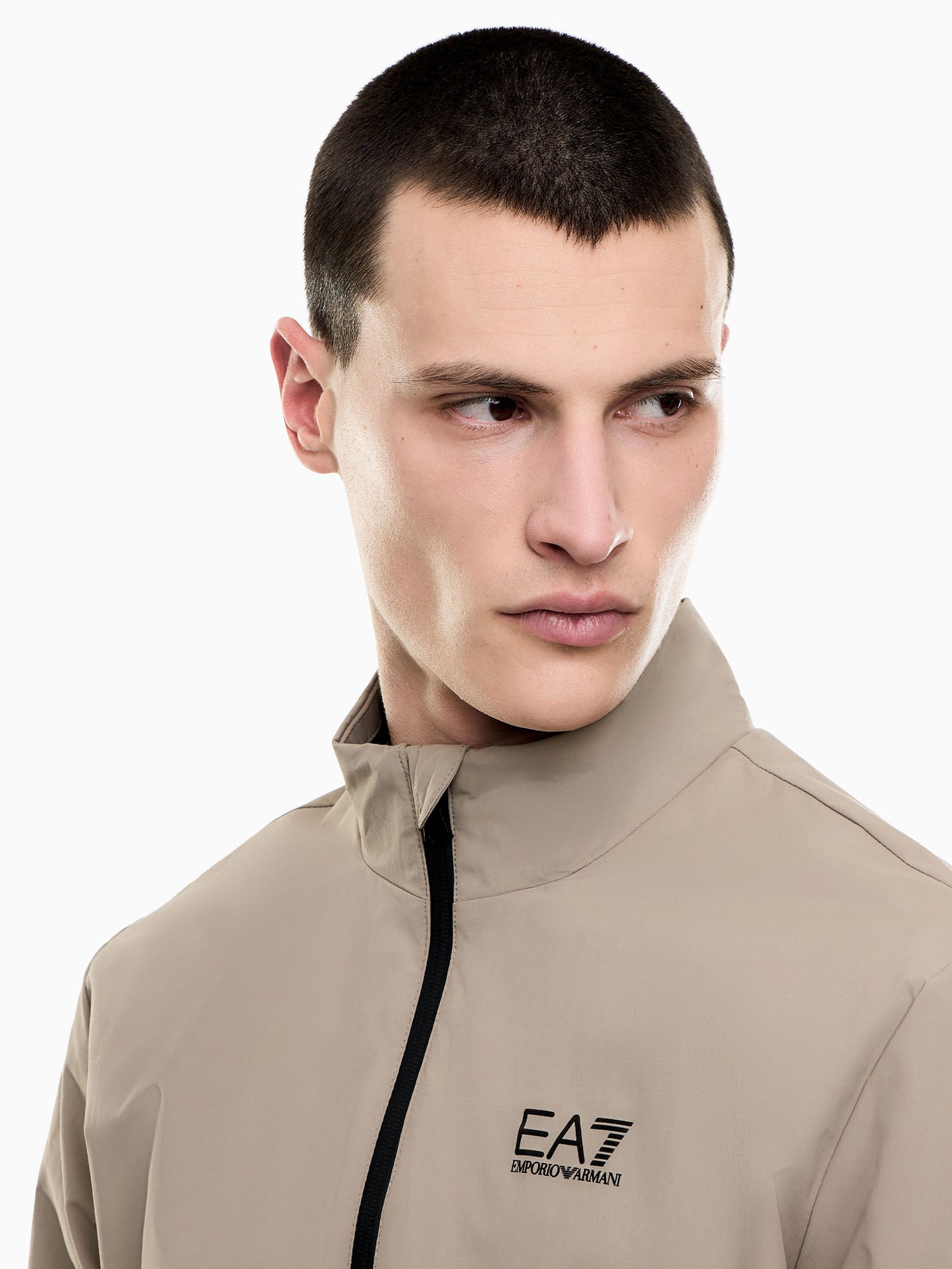 Giubbino EA7 Emporio Armani beige da uomo per la primavera