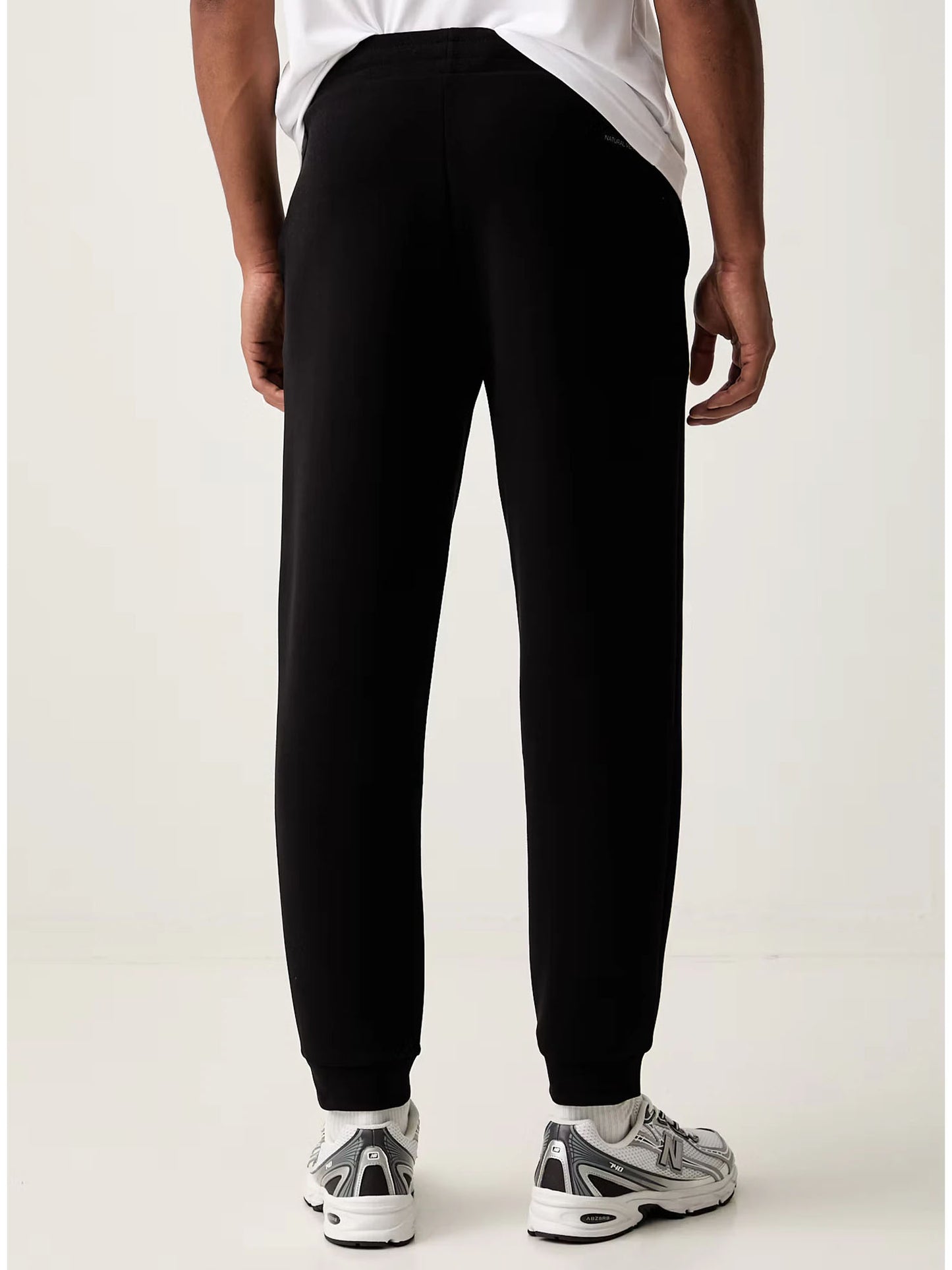 Ea7 Emporio Armani Natural Ventus7, pantalone da uomo nero