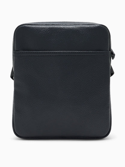 Ea7 Emporio Armani Train Core Pouch, tracolla da uomo nera