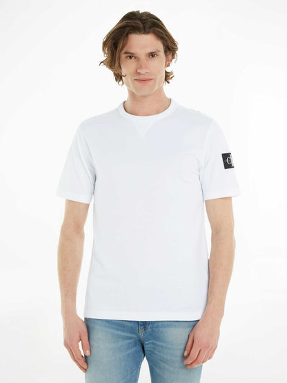 T-SHIRT BADGE REGULAR TEE CALVIN KLEIN JEANS UOMO BIANCO