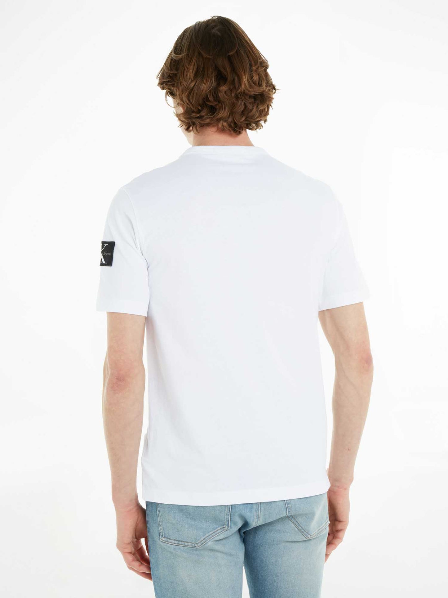 T-SHIRT BADGE REGULAR TEE CALVIN KLEIN JEANS UOMO BIANCO