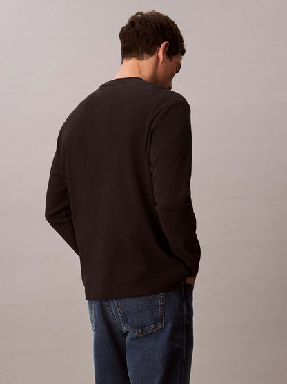 MAGLIA WAFFLE BADGE CALVIN KLEIN JEANS UOMO NERO