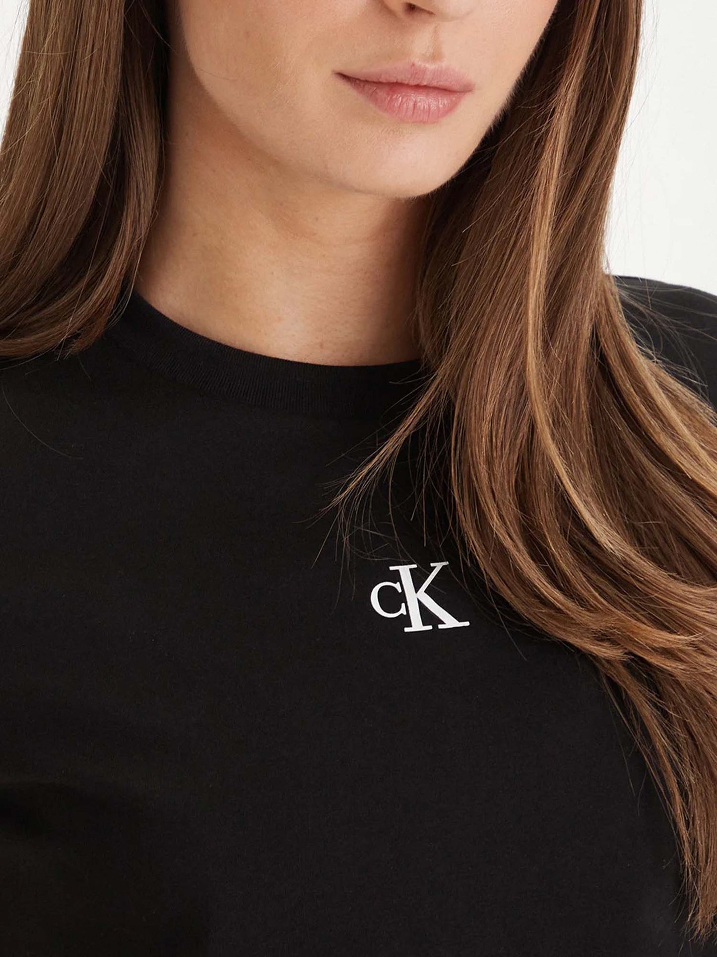 Calvin Klein Jeans T-shirt cropped nera da donna con logo