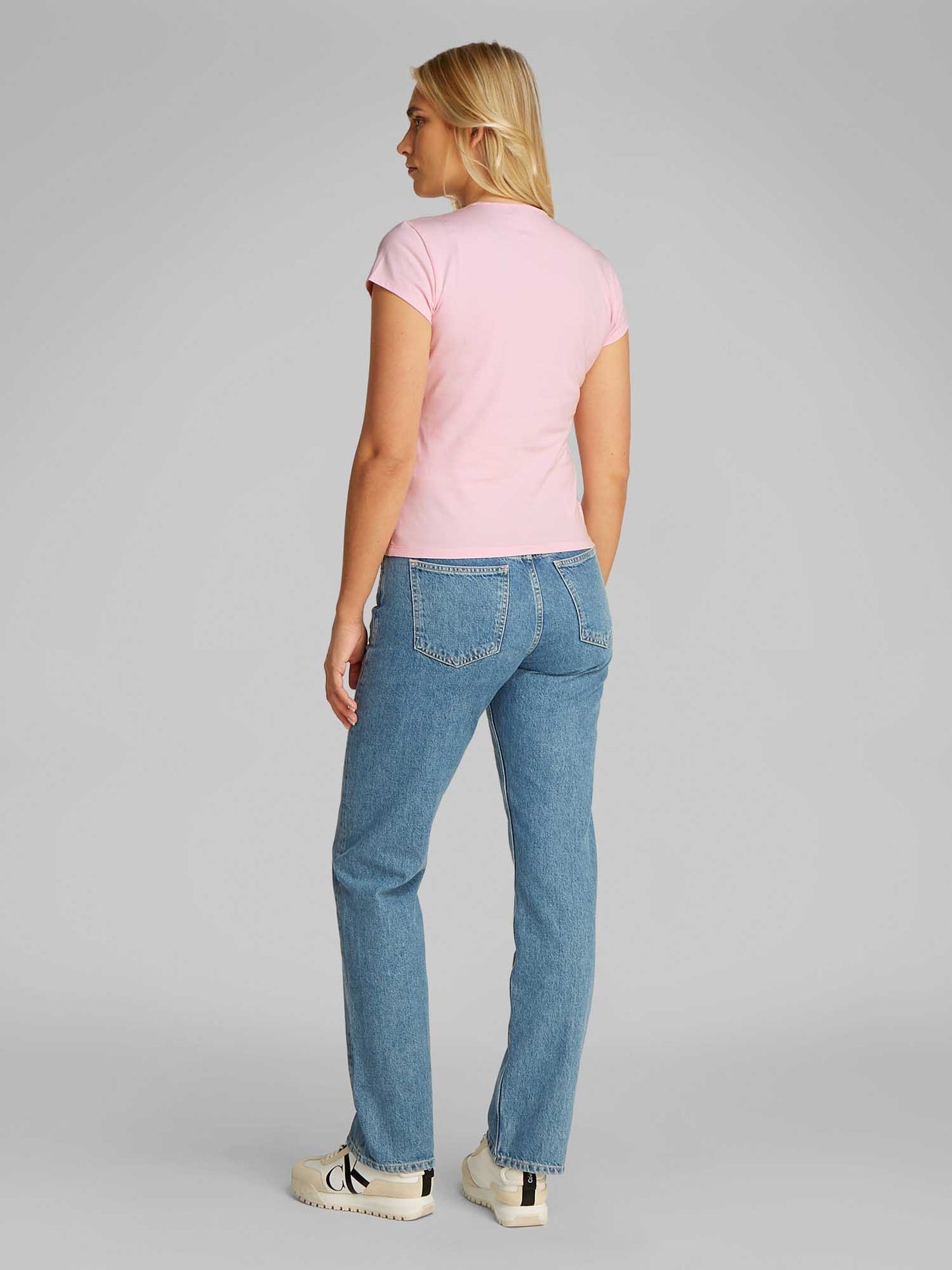 T-SHIRT SLIM SCRIPT CALVIN KLEIN JEANS DONNA ROSA