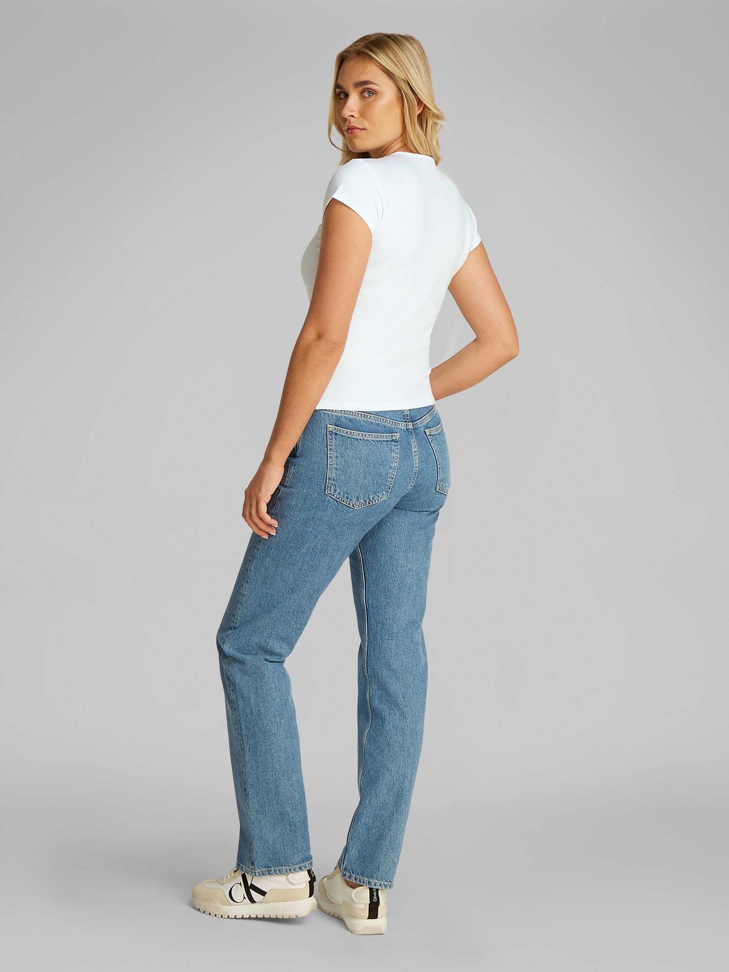 T-SHIRT SLIM SCRIPT CALVIN KLEIN JEANS DONNA BIANCO