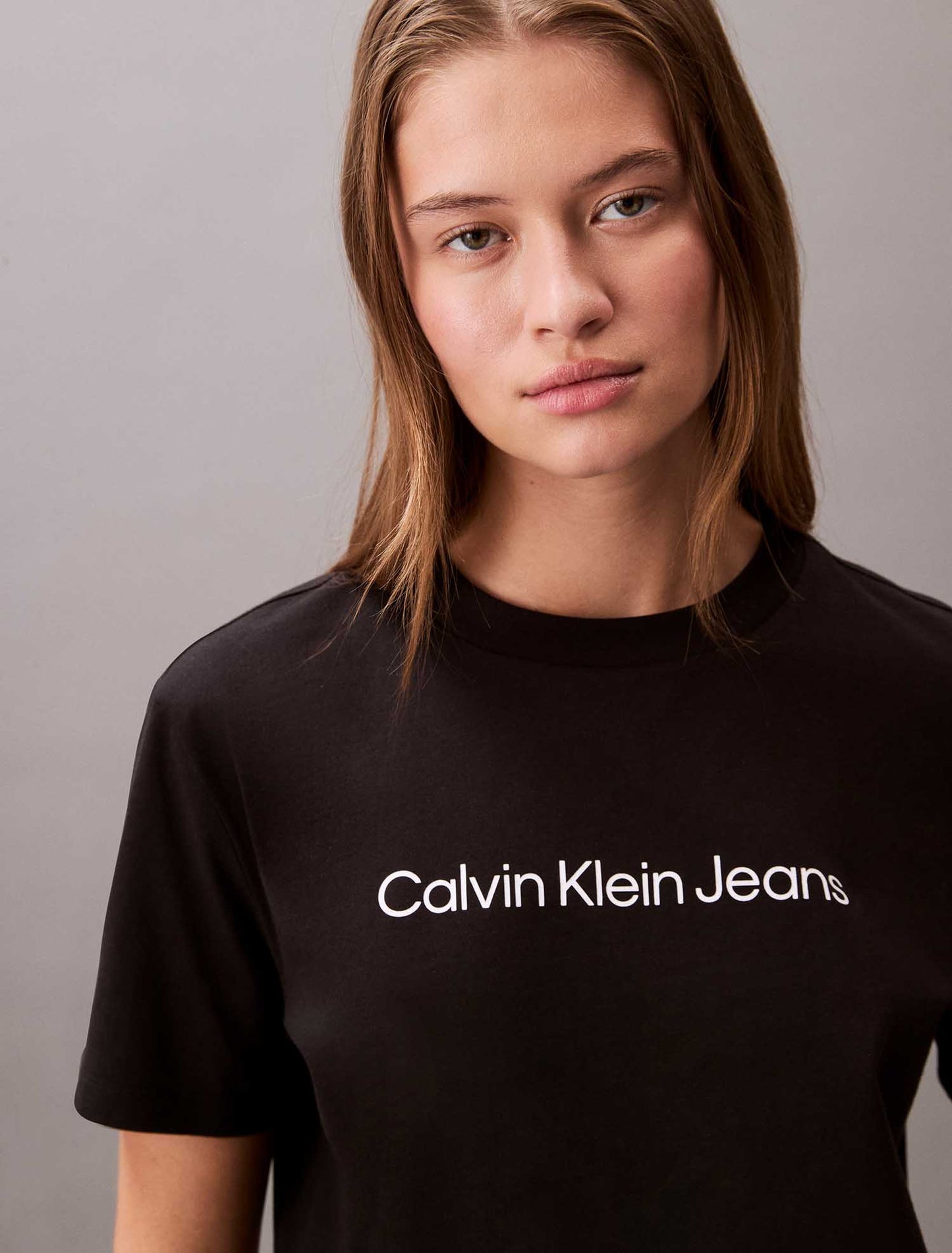 T-SHIRT LOGO CALVIN KLEIN JEANS DA DONNA NERO