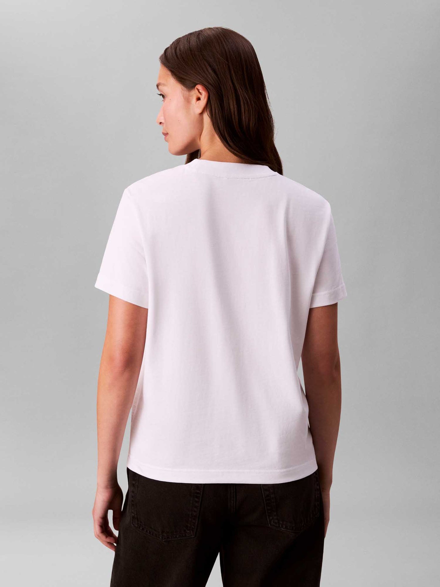 T-shirt bianca donna Calvin Klein Jeans con logo metallico