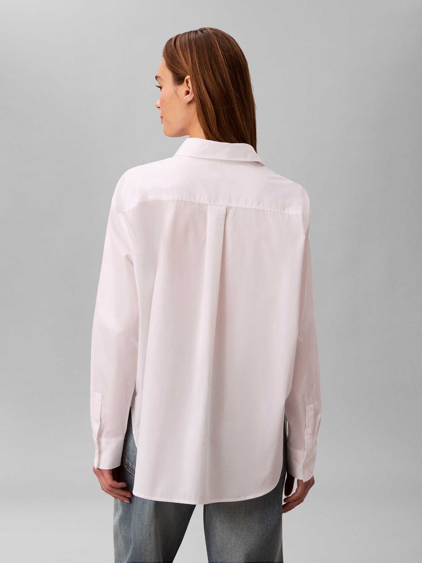 Camicia bianca Calvin Klein in popeline di cotone relaxed fit da donna