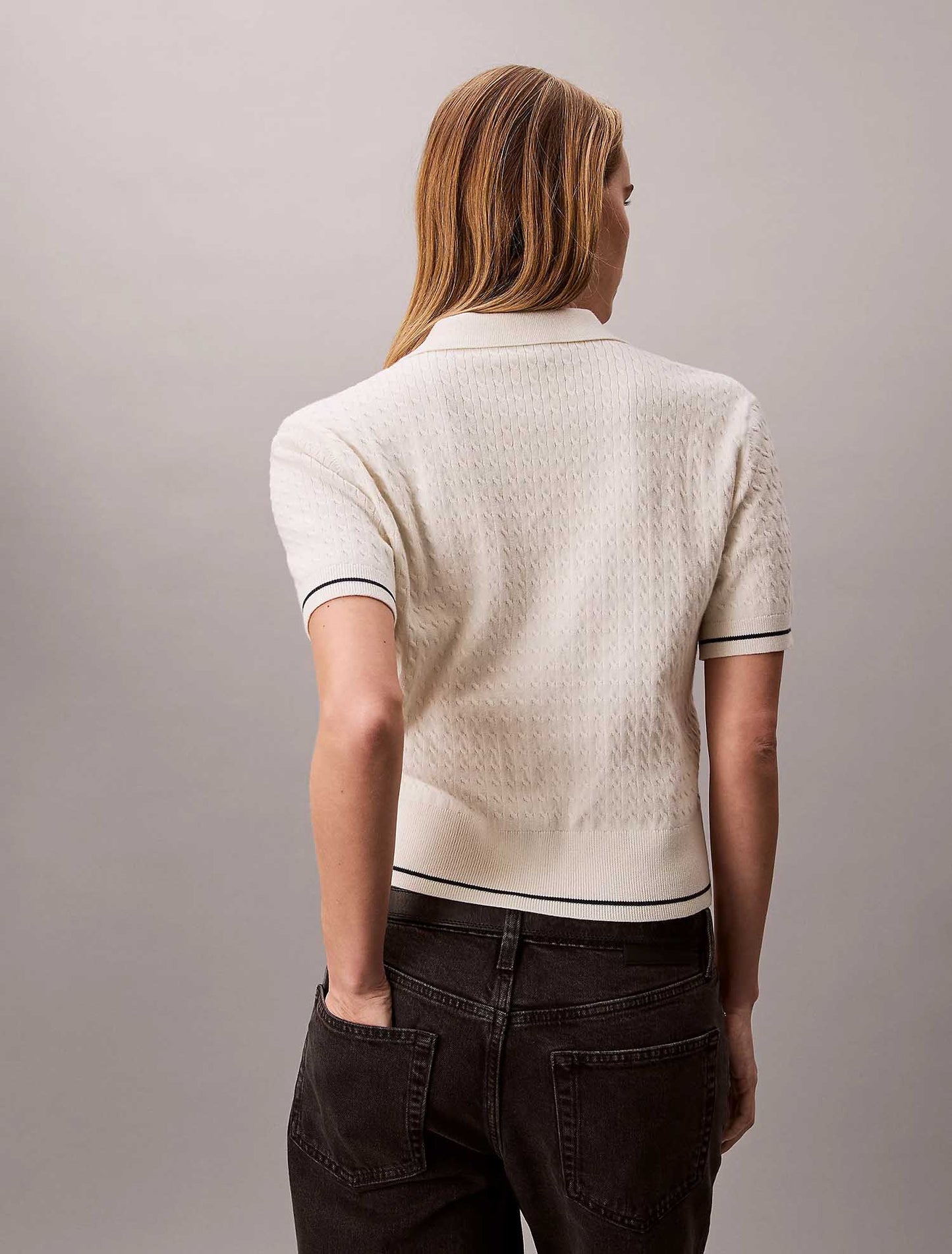 Polo cropped panna Calvin Klein Jeans in cotone intrecciato da donna