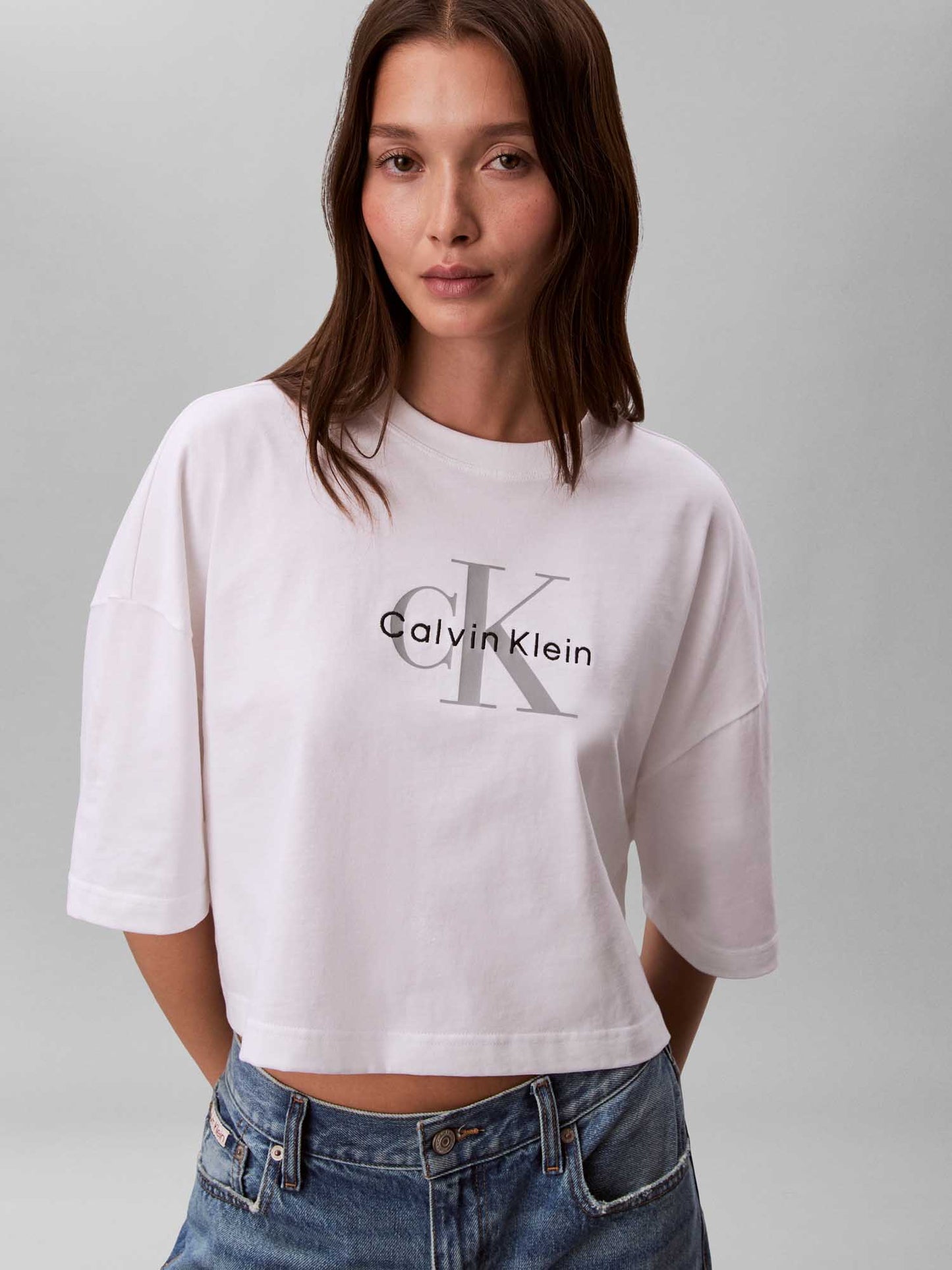T-shirt bianca Calvin Klein Jeans Boxy Fit da donna casual