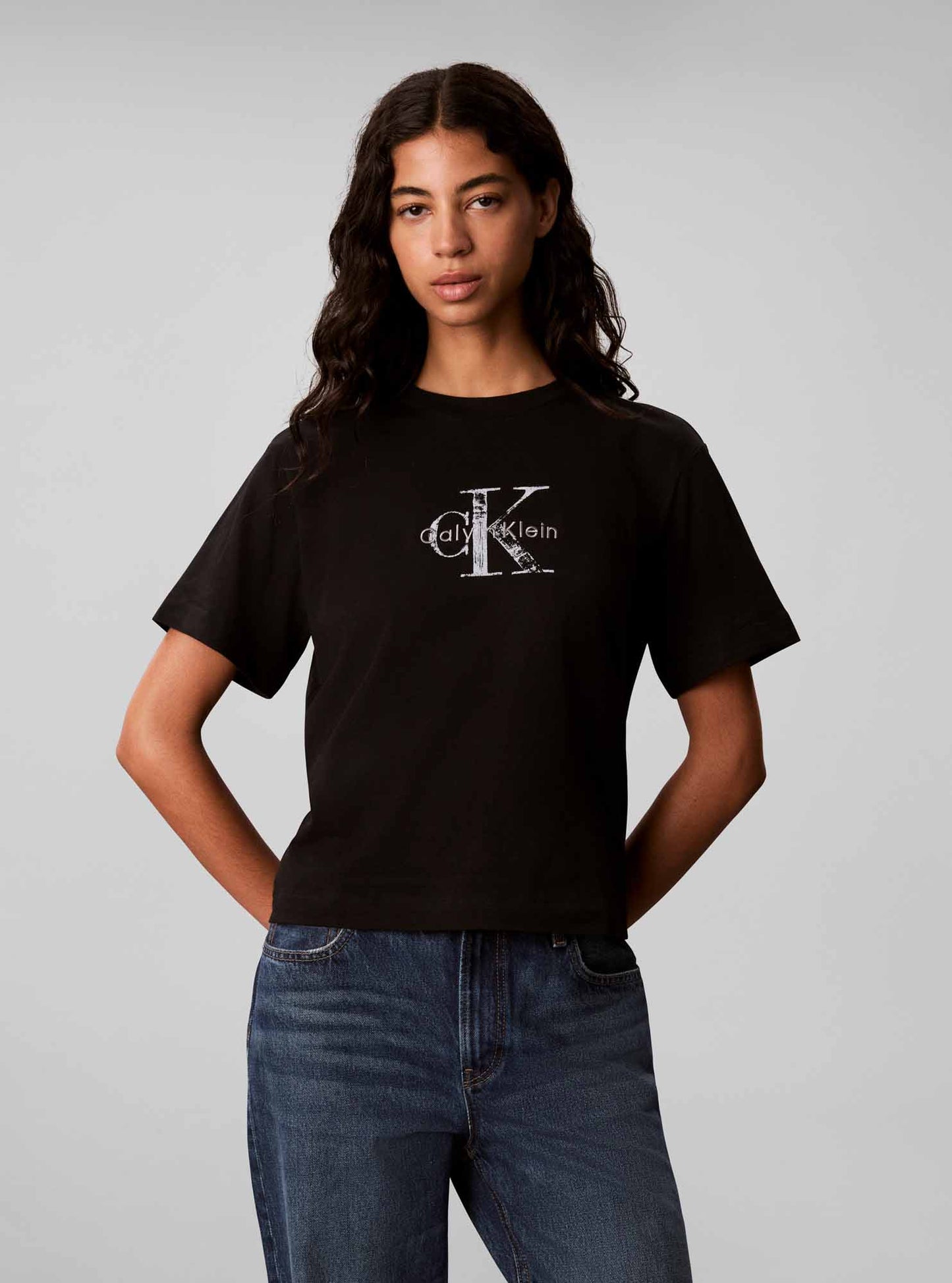 Calvin Klein CK Boxy Monologo, t-shirt maniche corte da donna nera