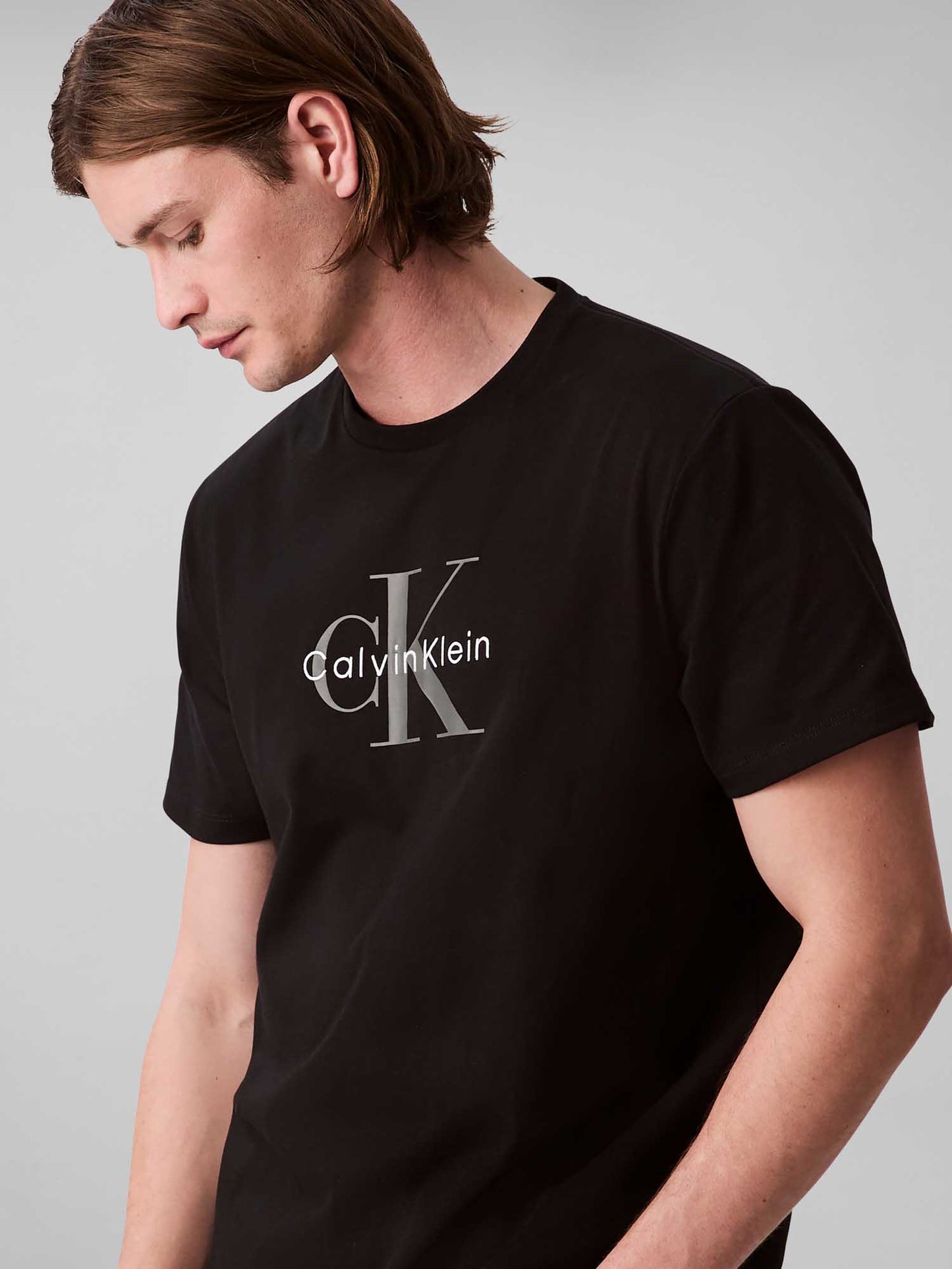 Calvin Klein Jeans, t-shirt nera da uomo con logo ricamato