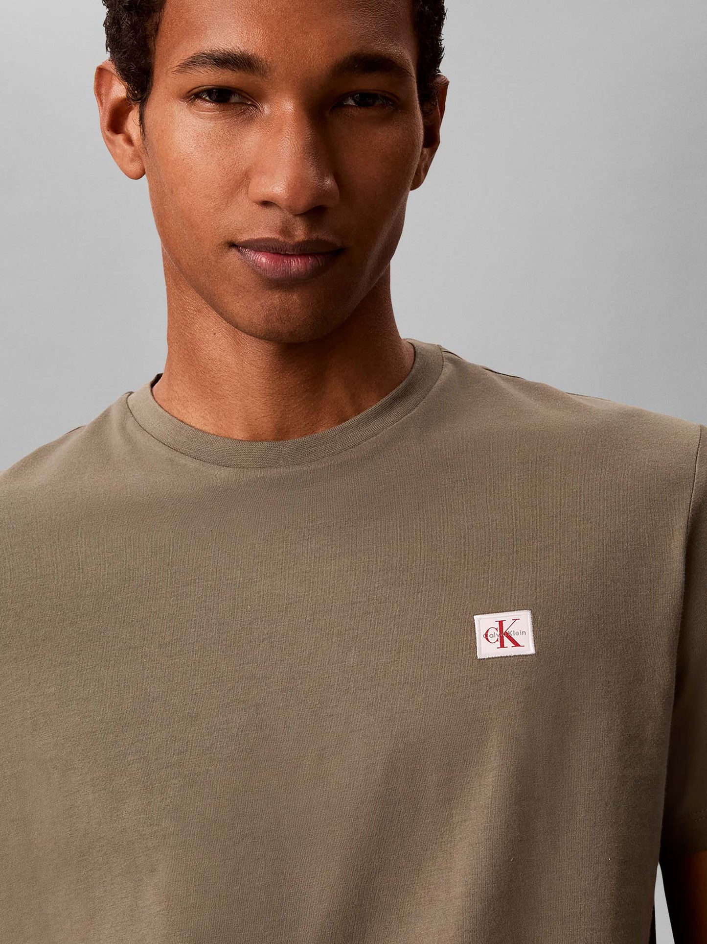 Calvin Klein CK Badge 30S Classic, t-shirt da uomo verde
