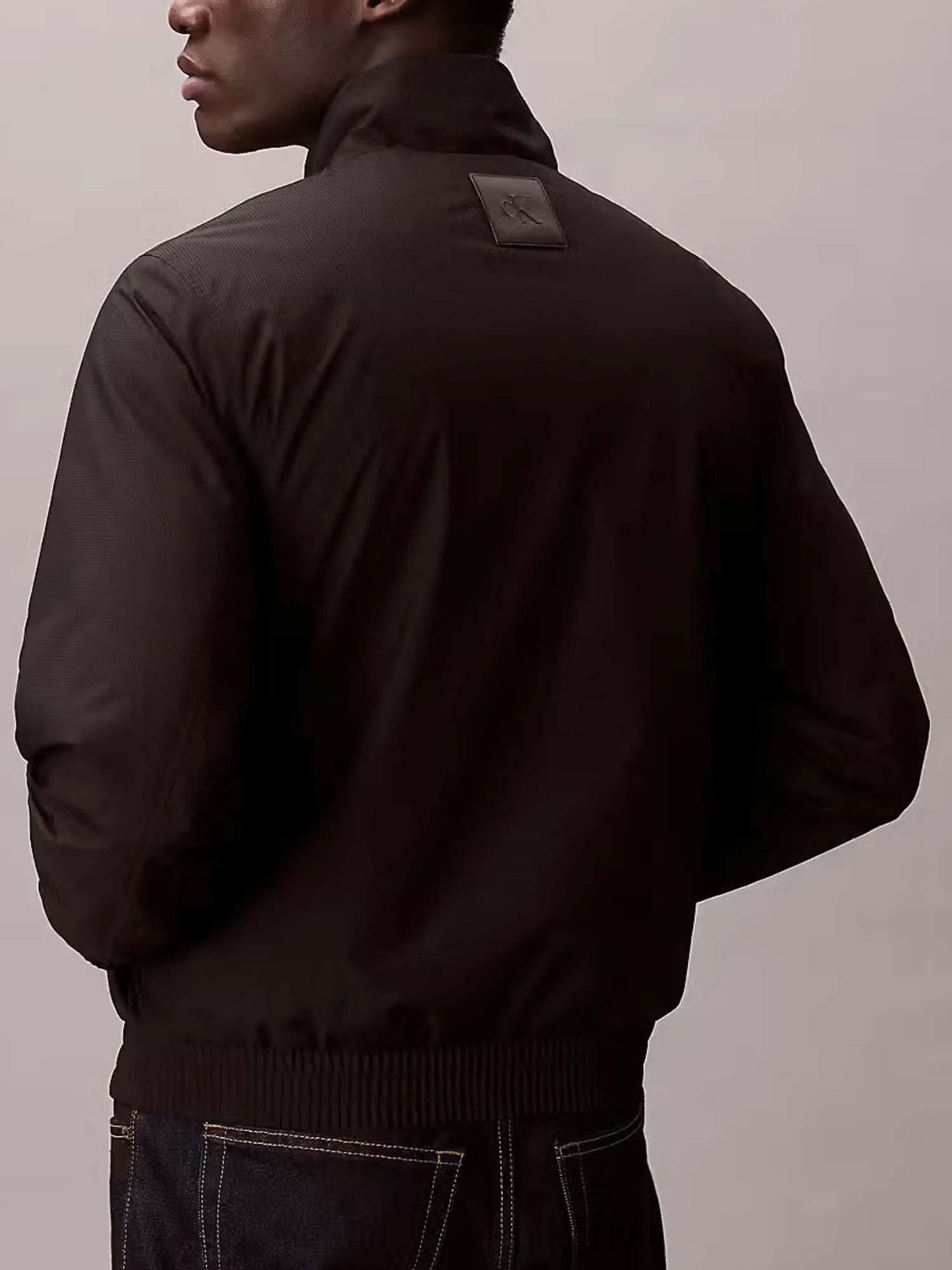Giubbotto Harrington Calvin Klein uomo nero dalla linea casual