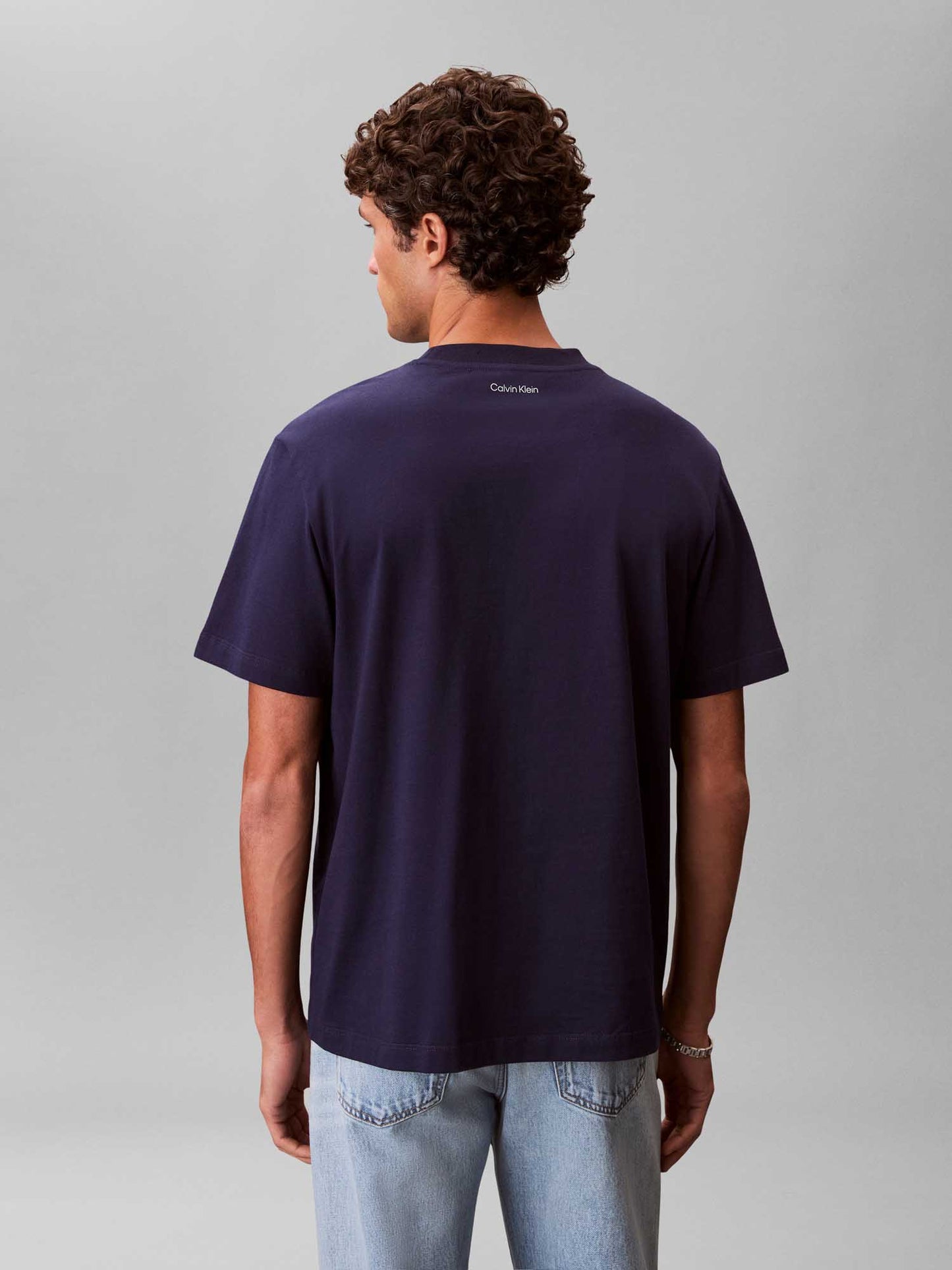 T-shirt blu Calvin Klein Jeans da uomo con logo ricamato