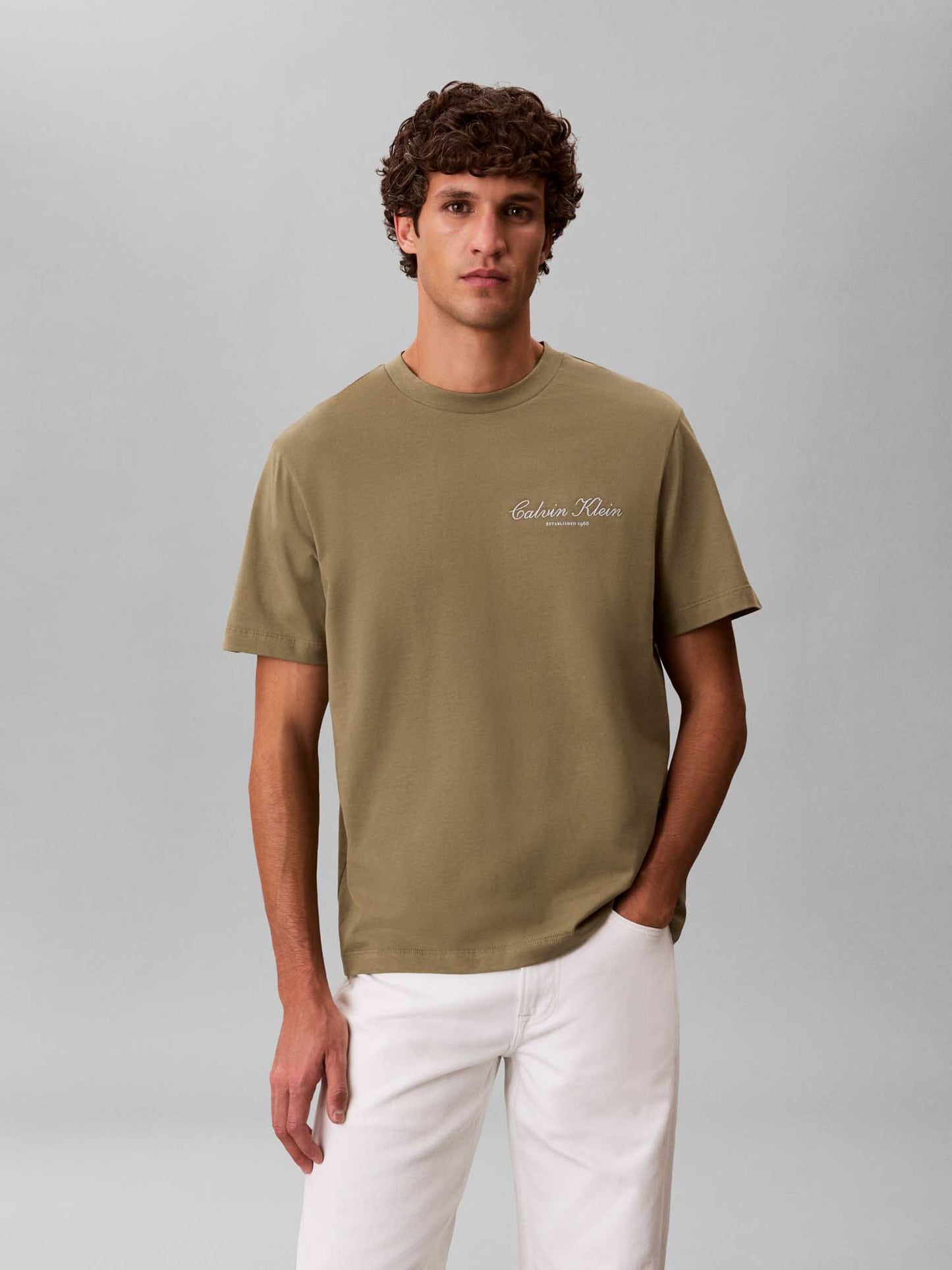Calvin Klein Jeans t-shirt verde da uomo con logo ricamato