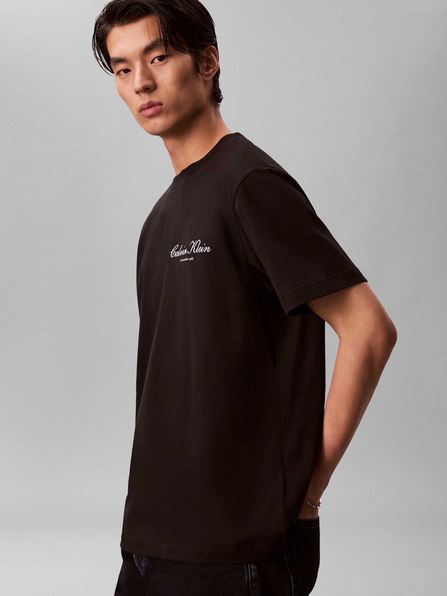 T-shirt nera Calvin Klein Jeans con logo da uomo
