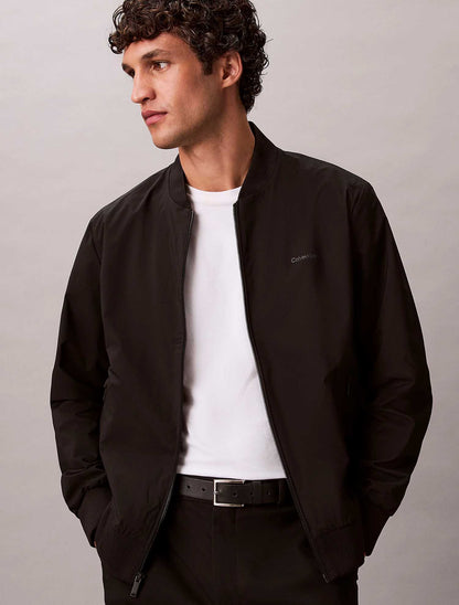 Calvin Klein Jeans bomber opaco nero da uomo dal taglio regolare