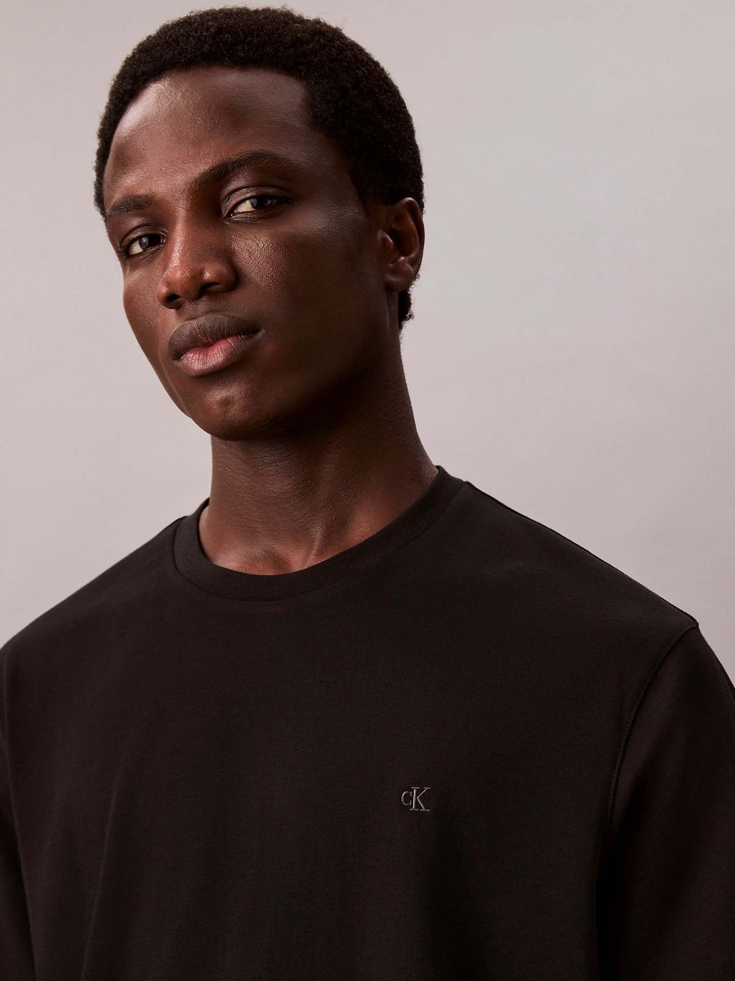 T-SHIRT SUPIMA CHEST CALVIN KLEIN UOMO NERO