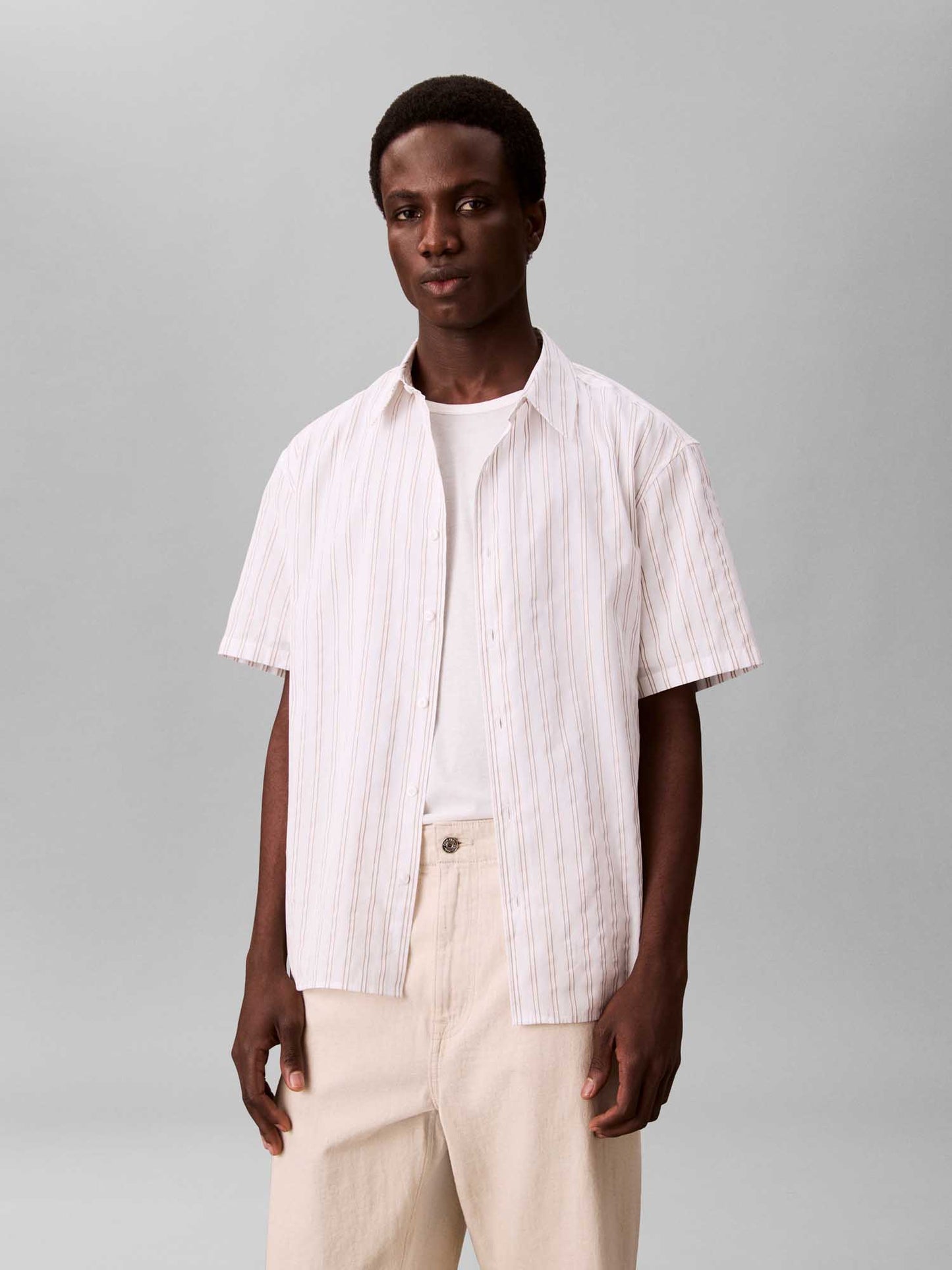 T-shirt bianca Calvin Klein in cotone Pima da uomo dal taglio regolare