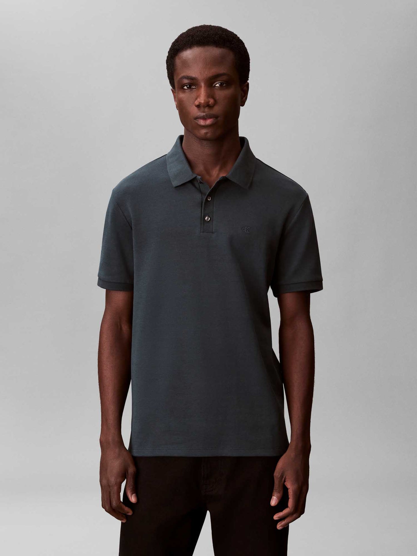 Calvin Klein Basic 30S, t-shirt nera da uomo casual