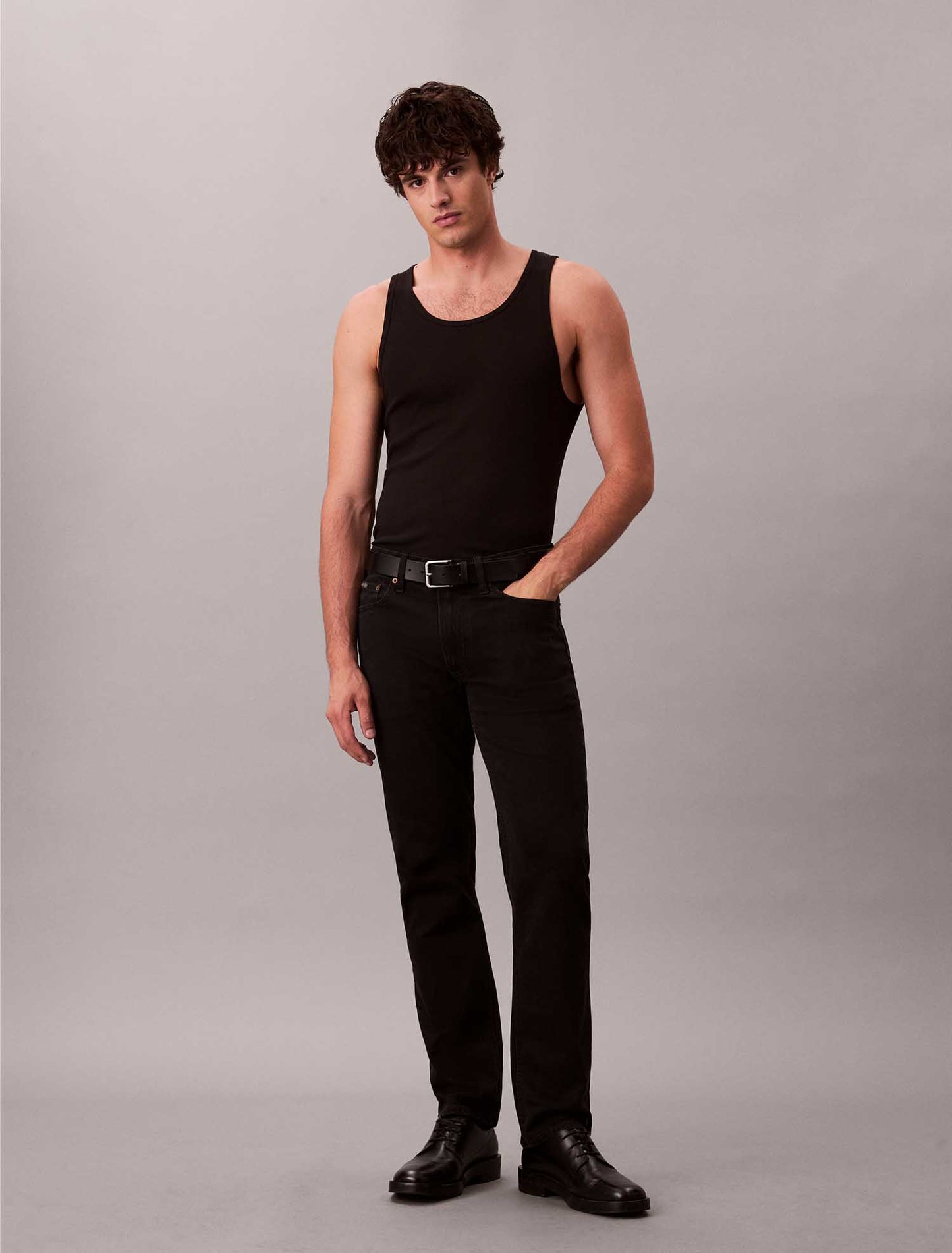 Jeans slim straight neri da uomo Calvin Klein in denim