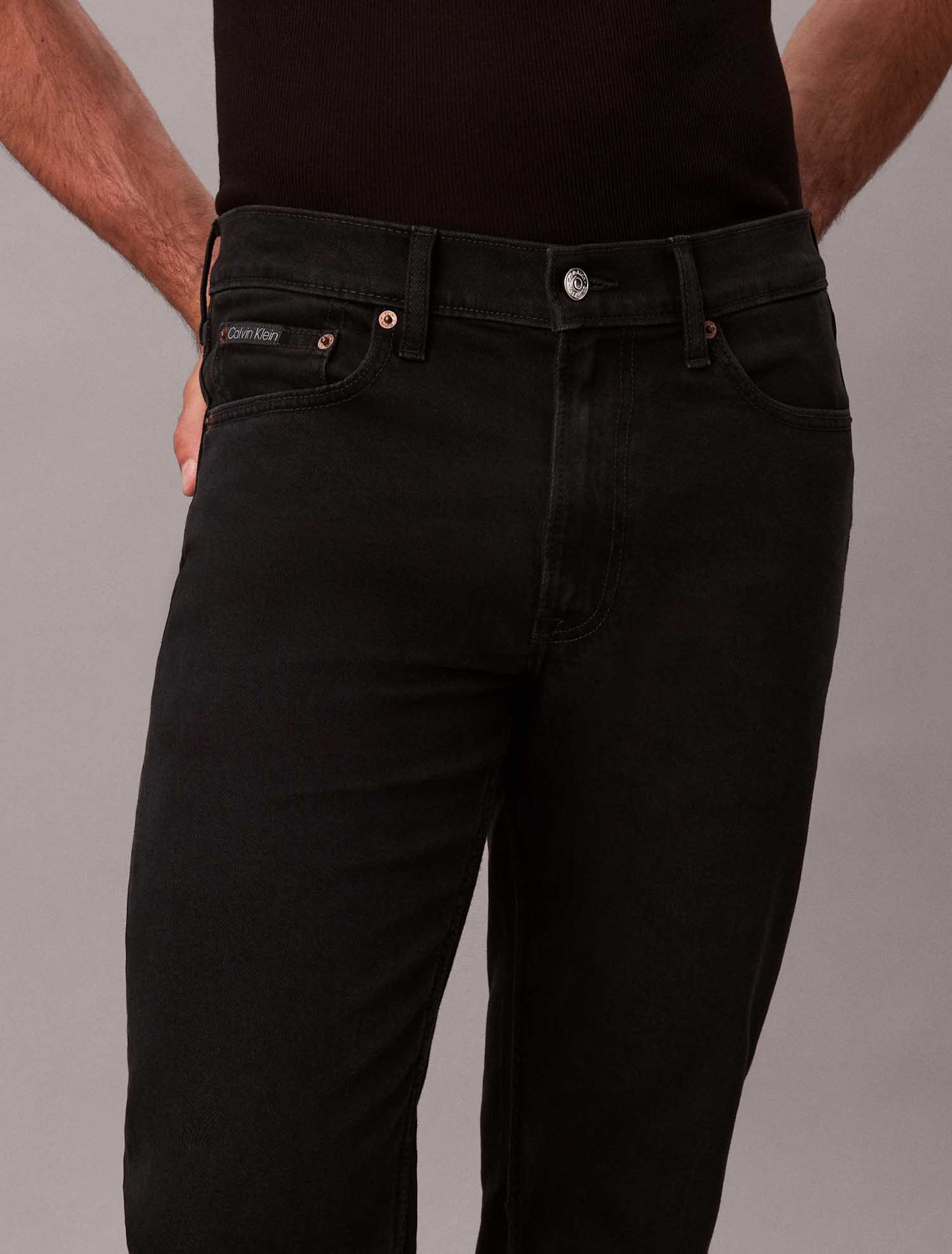 Jeans slim straight neri da uomo Calvin Klein in denim