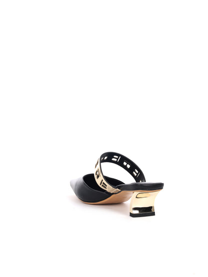 Décolleté nere Laura Biagiotti 9672, eleganza senza tempo da donna