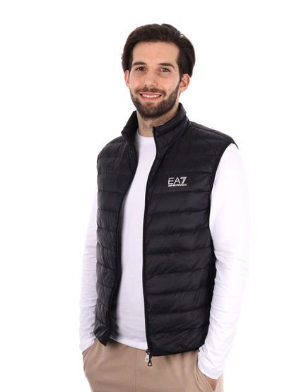Gilet Core Identity EA7 Emporio Armani nero da uomo elegante e versatile