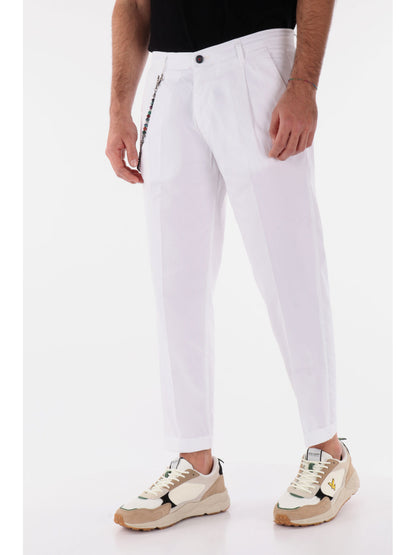 PANTALONE CON PENCE E CATENA BIANCO