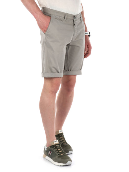 Bermuda slim da uomo FB in lycra beige per un look casual