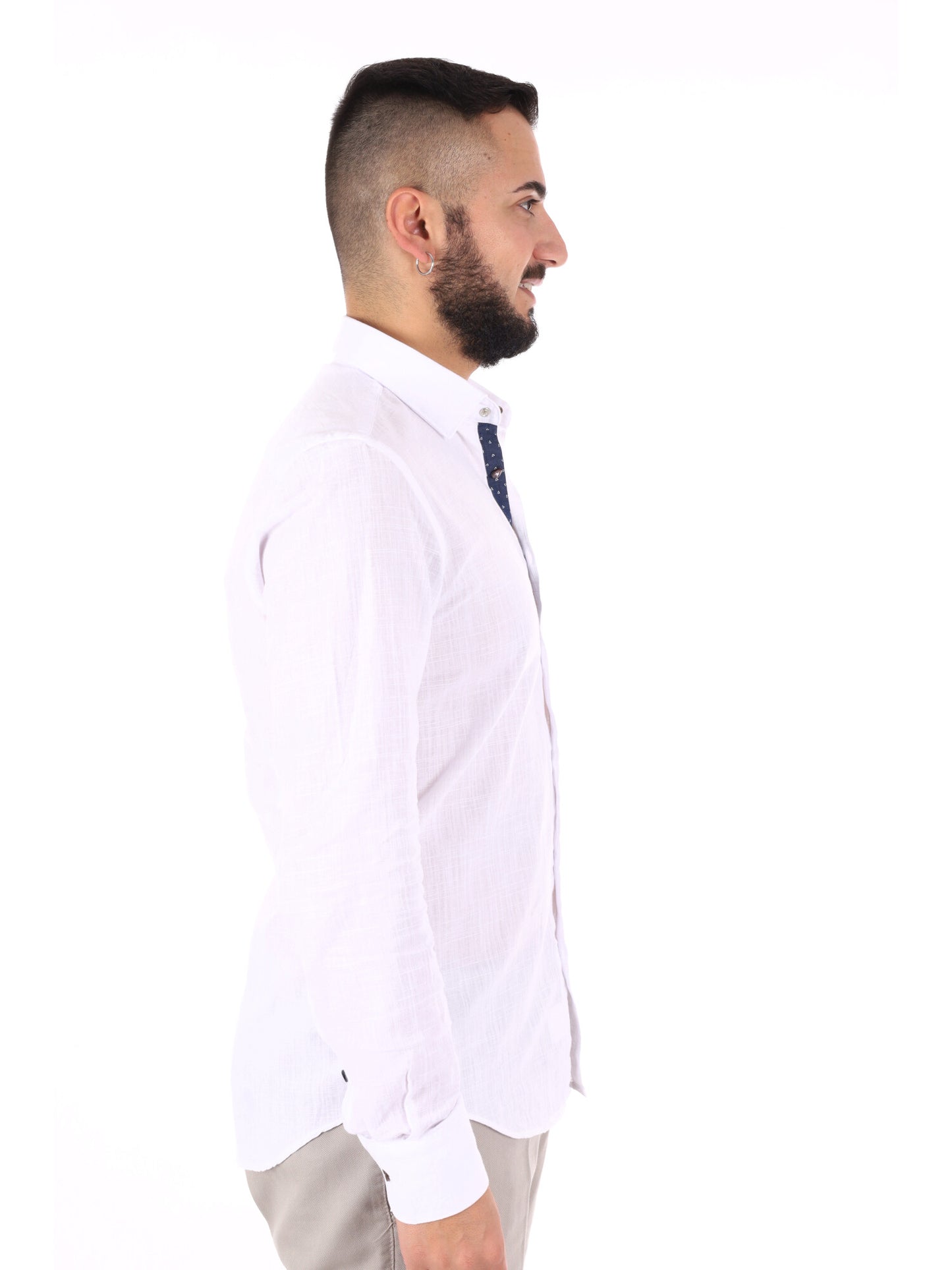 FB Camicia Bonita 369 bianca da uomo elegante e versatile