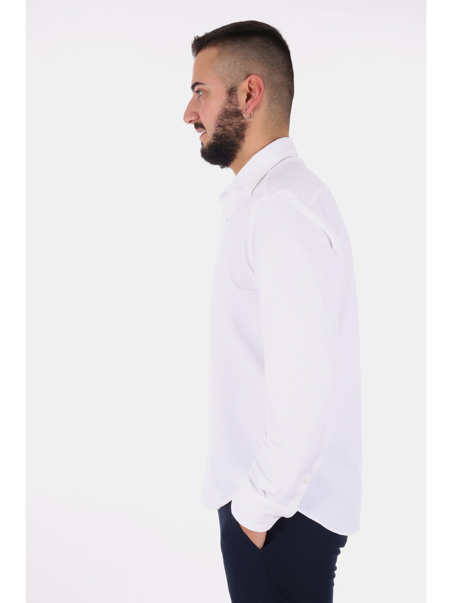 Camicia Breeze bianca da uomo per un look elegante e fresco