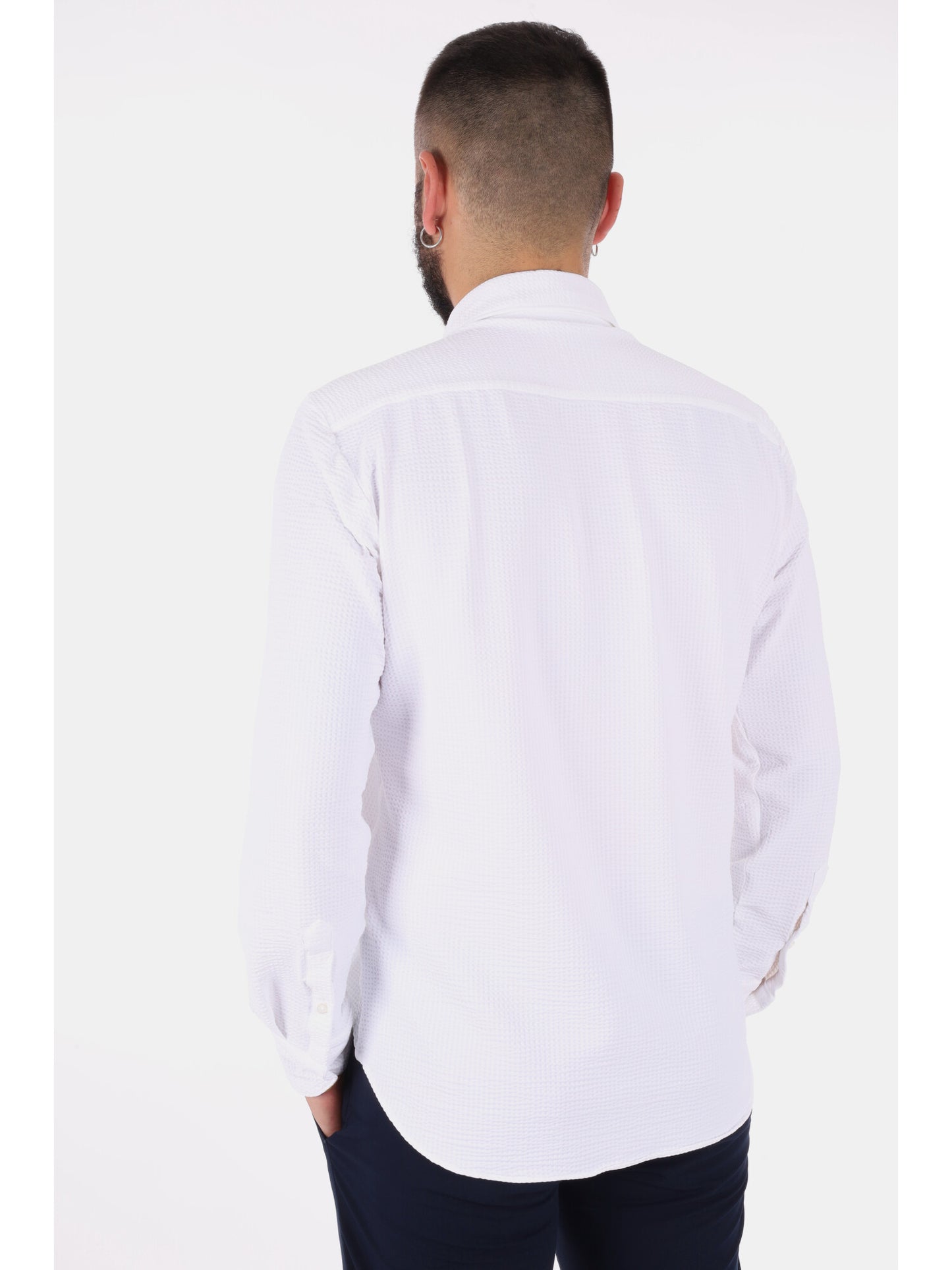 Camicia Breeze bianca da uomo per un look elegante e fresco