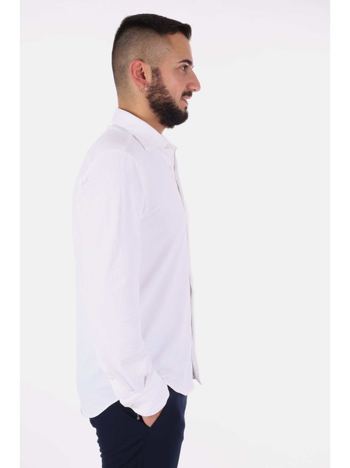 Camicia Breeze bianca da uomo per un look elegante e fresco