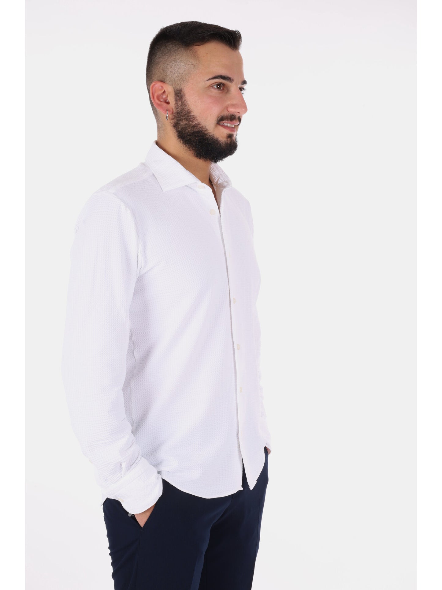 Camicia Breeze bianca da uomo per un look elegante e fresco