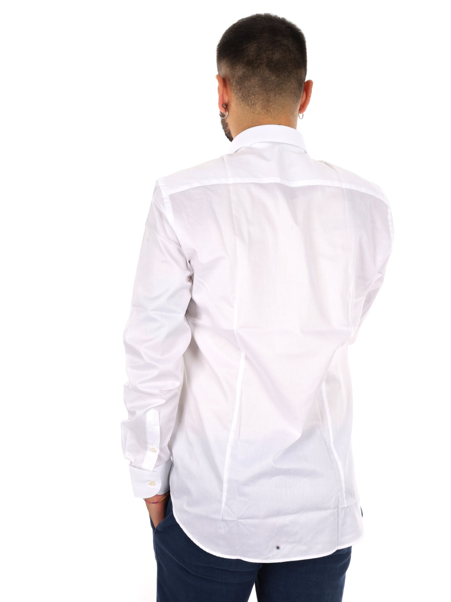 Fb Brillantine 11, camicia da uomo bianca