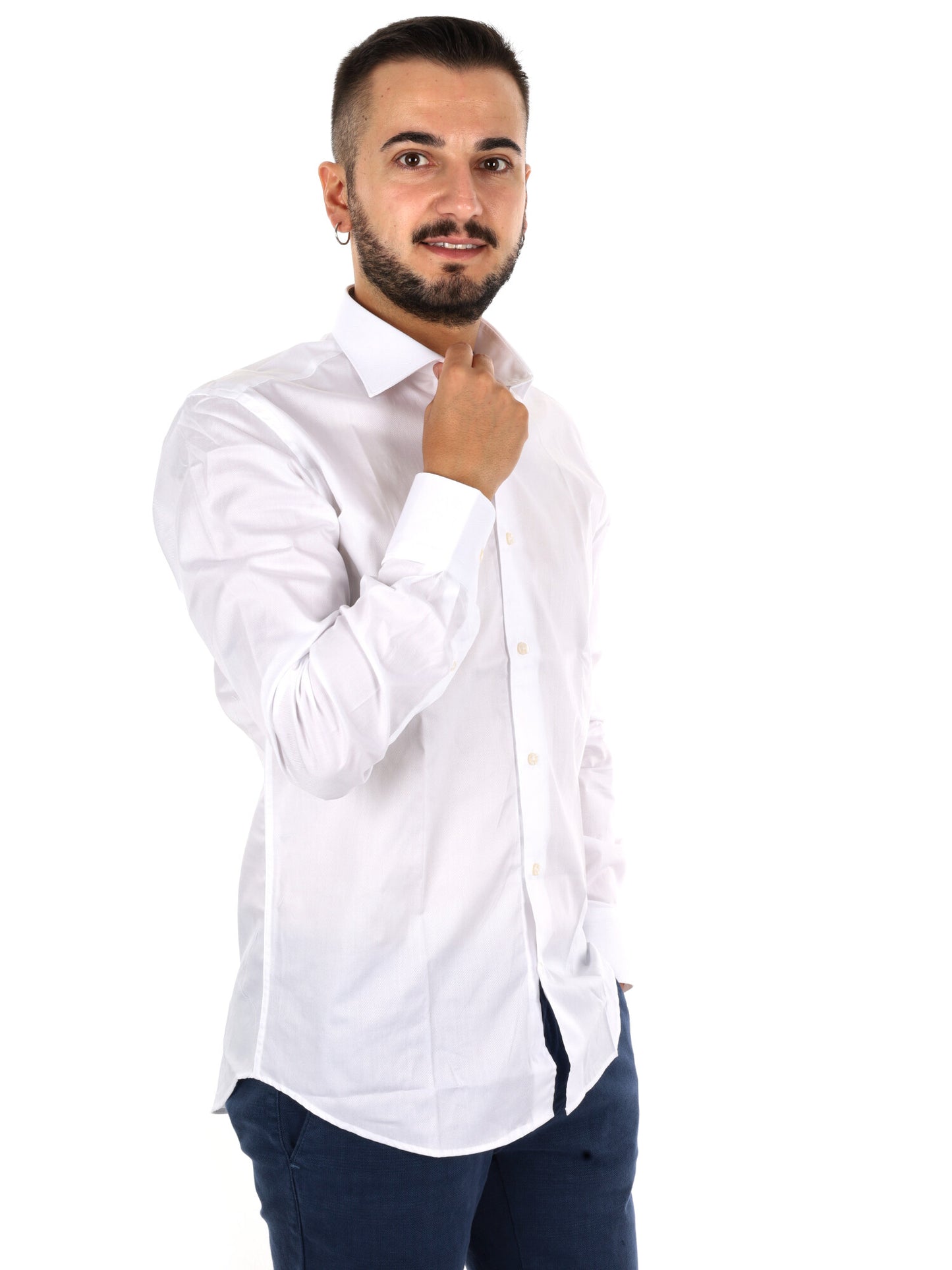 Fb Brillantine 11, camicia da uomo bianca