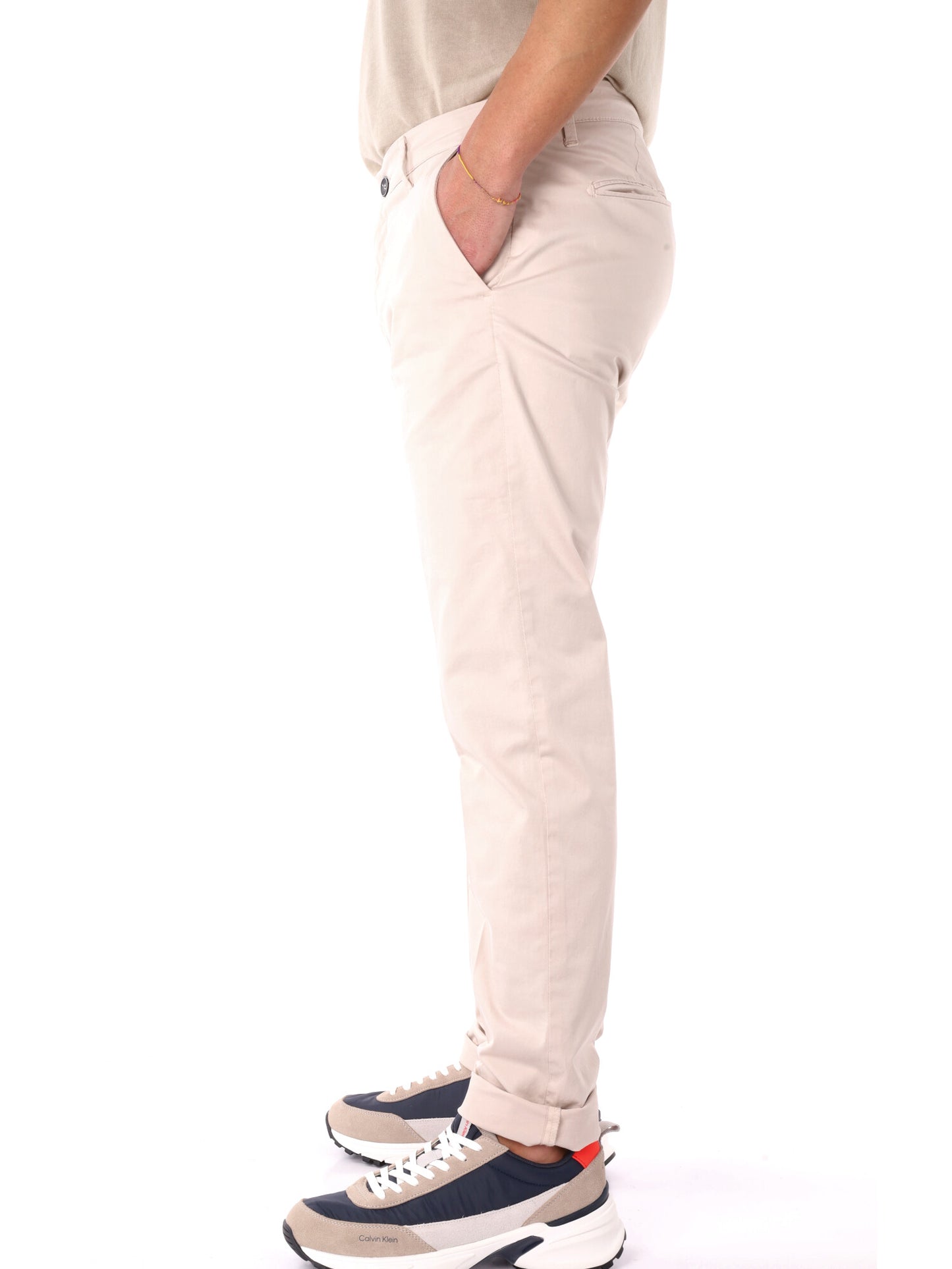 Pantaloni beige FB Enzo da uomo per un look casual e raffinato