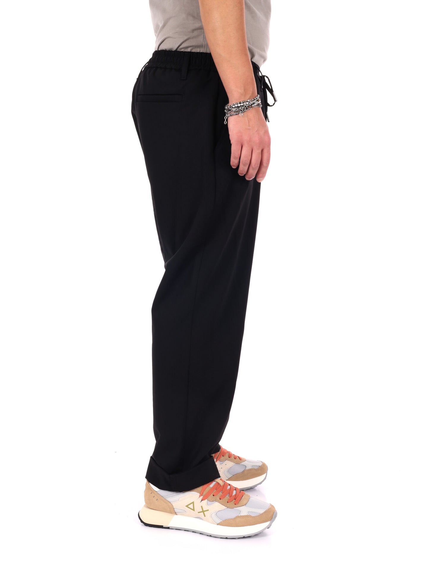 Pantalone Fasò nero da uomo per un look versatile e confortevole