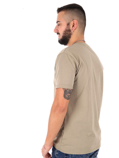 T-shirt uomo Gianni Lupo verde militare, stile casual