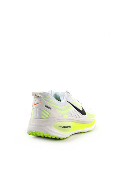 Nike Vomero 18, scarpa running uomo bianca per massimo comfort