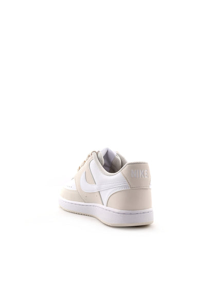 Sneakers Nike Court Vision Low beige da donna per uso sportivo